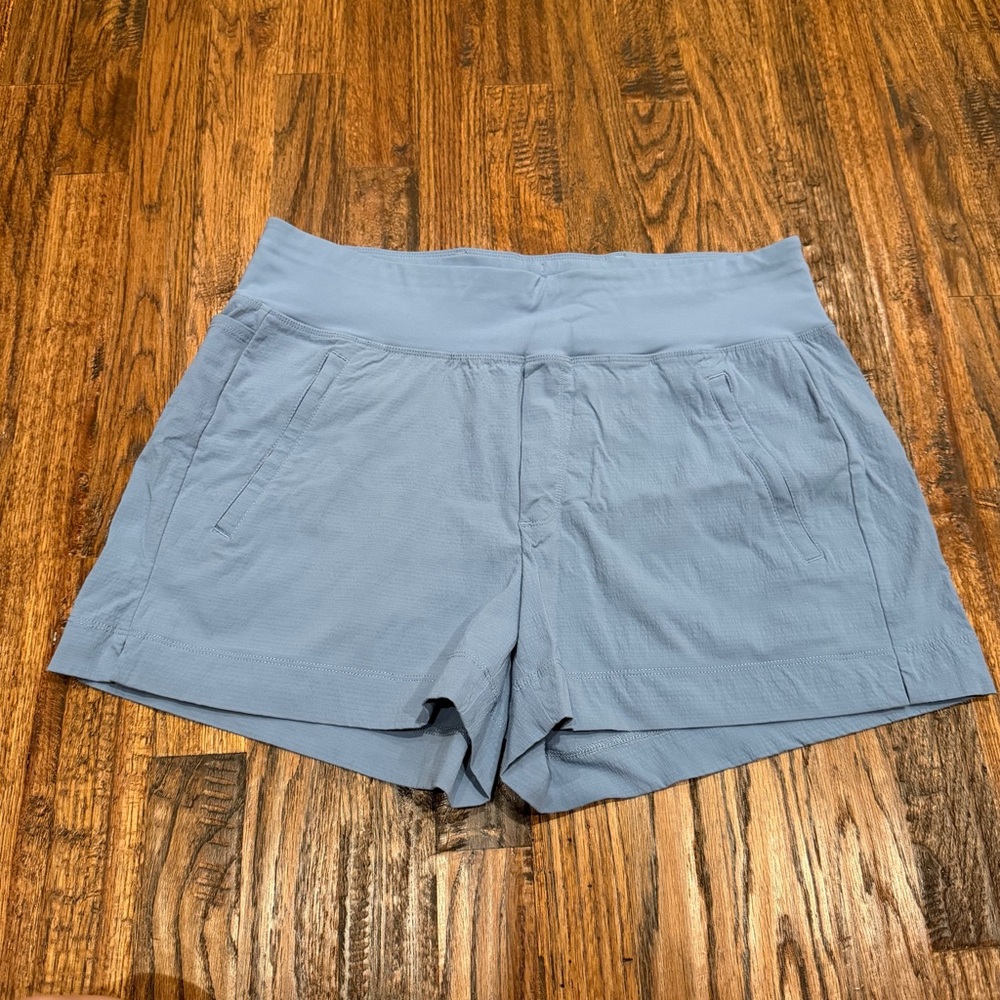 Athleta Trekkie North Hiking Shorts Cottage Blue